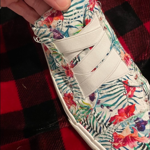 COPY - BLOWFISH Barely worn women’s loafers. - Picture 4 of 8